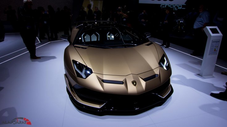 2019 Lamborghini Aventador SVJ Roadster a Genfi Autószalonon