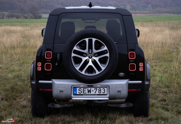 Land Rover Defender D240 teszt alapjárat