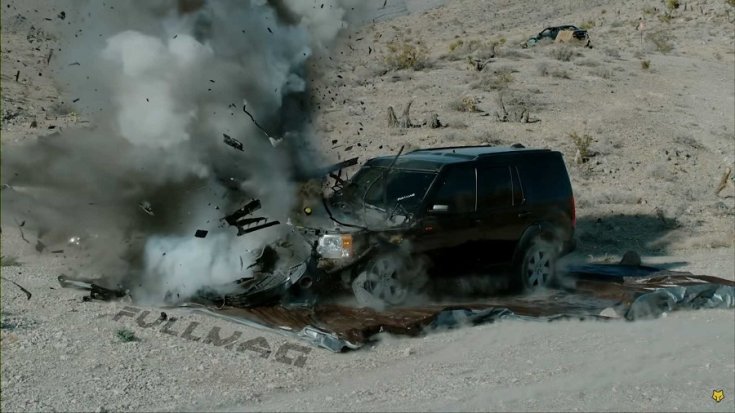 Land Rover Discovery felrobban