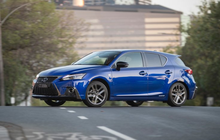 Lexus CT200h