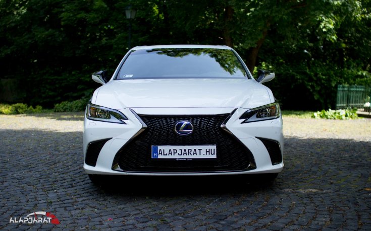 Lexus ES 300h - Teszt Alapjárat