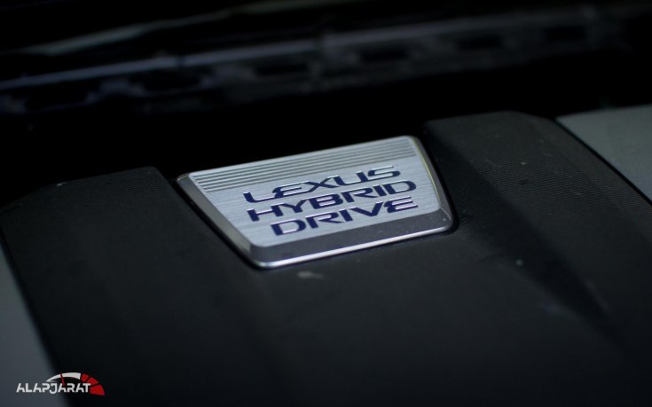 Lexus ES 300h - Teszt Alapjárat