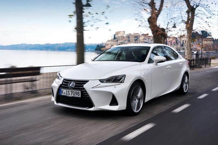 A Lexus a 2. legmegbízhatóbb autómárka a WhatCar? szerint