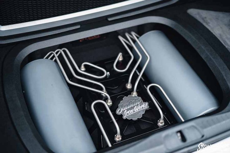 Lexus LS460 tuning tartály