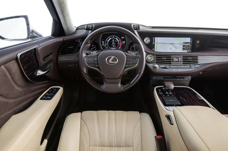 Lexus beltér