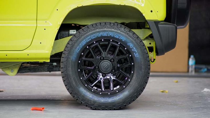 Liberty Walk Suzuki AMG Jimny felni