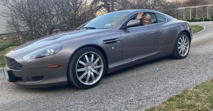 Martha Stewart Aston Martin DB9-ese