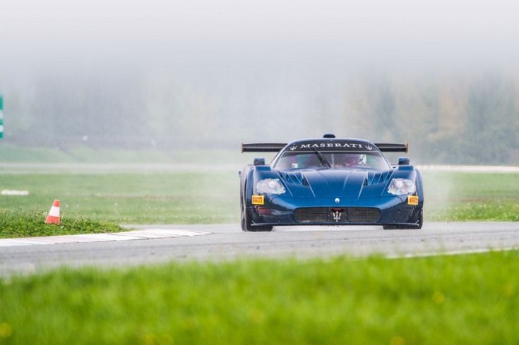 Maserati MC12 zártpályás versenyekre készített változata