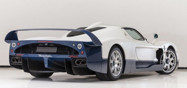Maserati MC12 hátulról