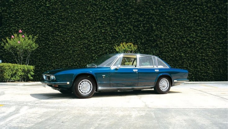 IV. Aga Khán Maserati Quattroporte típusú autója