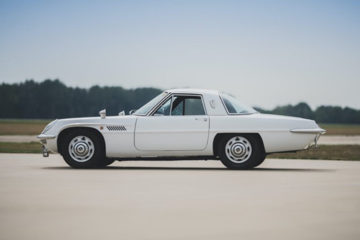 1967-es Mazda Cosmo Sport 110S oldalról