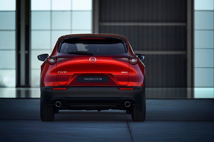 Mazda CX-30 SUV hátulról