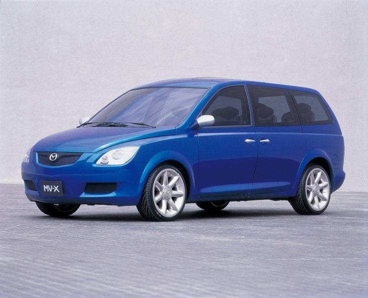 fotó egy kék színű Mazda MV-X koncepció egyterűről