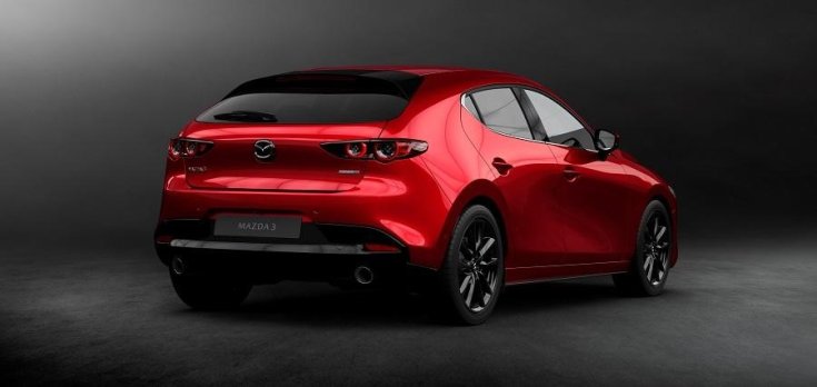 Mazda3 hátulja