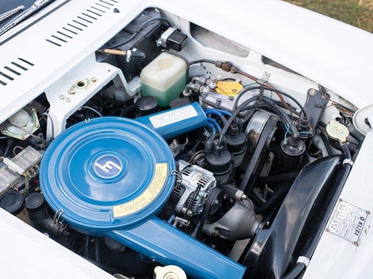 1970 Mazda Cosmo Series II L10B, fehér, motortér, felülnézet, oldalnézet, jobbról