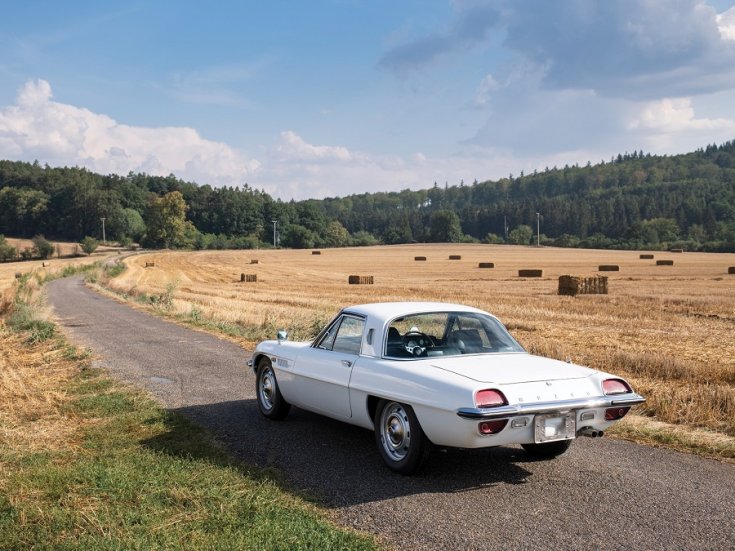 1971 Mazda Cosmo Sport Series II, fehér, hátulnézet, oldalnézet, balról