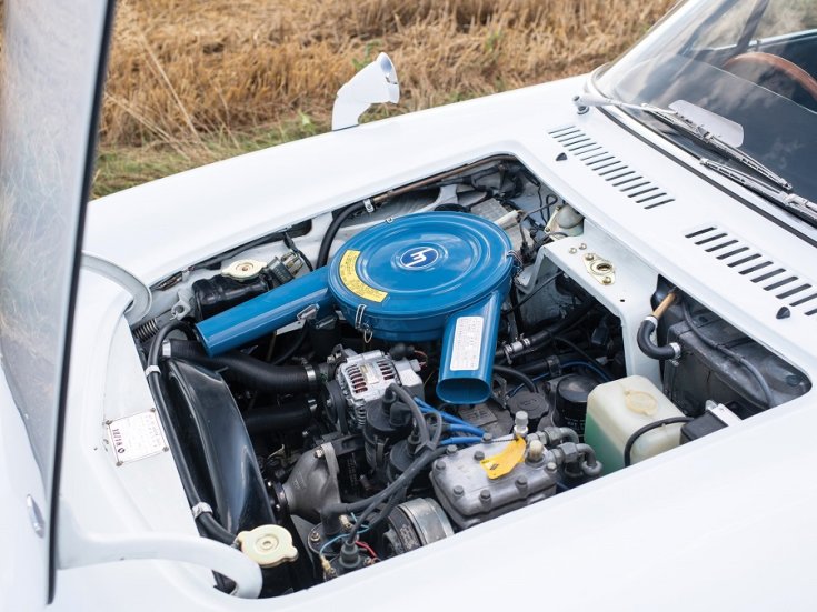 1970 Mazda Cosmo Series II L10B, fehér, motortér, felülnézet, oldalnézet, balról