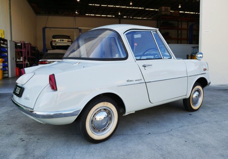1960 1966 Mazda R360, babakék, japán mikroautó, kei car, veterán, hátulnézet, oldalról, jobbról, retrovasak, alapjárat