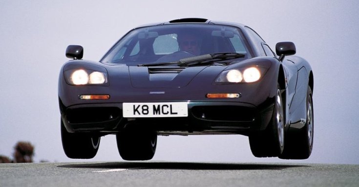 McLaren F1 a levegőben