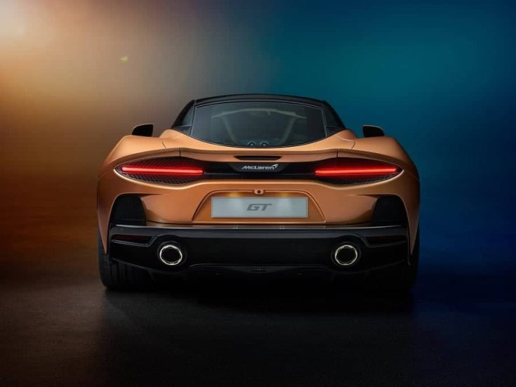 2020 McLaren GT hátulja