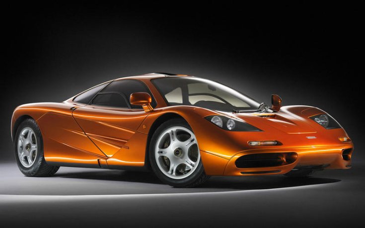 A McLaren F1 oldalról