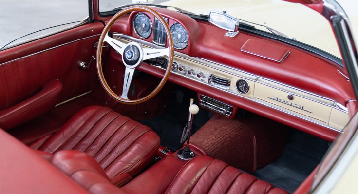 1961 Mercedes-Benz 300 SL Roadster beltér