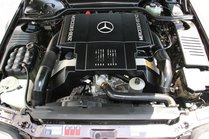 Mercedes M119-es motor