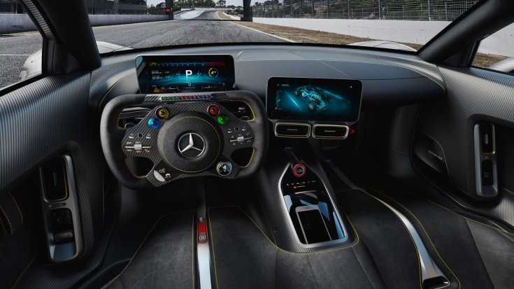 1200 lóerős Mercedes-AMG One belső tere