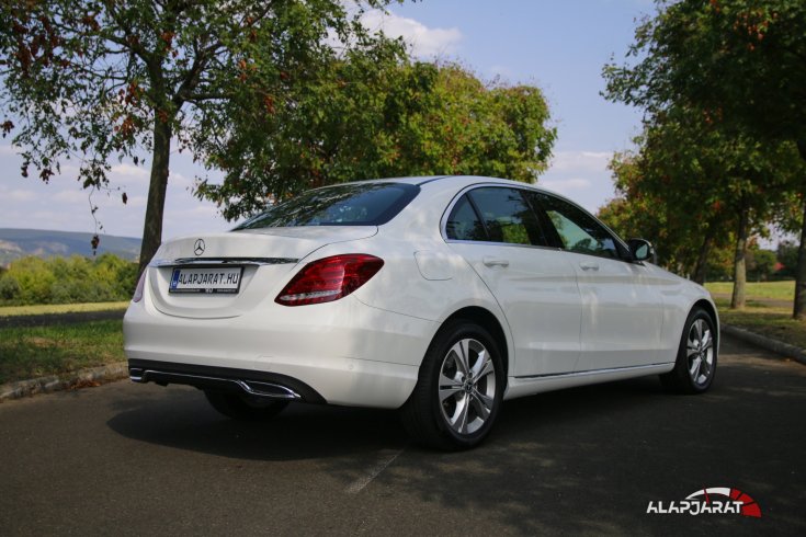 Mercedes-Benz C220d teszt