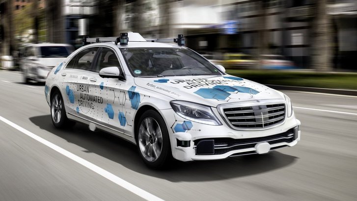 Mercedes-Benz S-osztály önvezető robottaxi