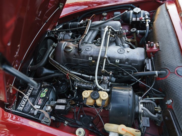 Mercedes-Benz, W113, 280 SL, vörös, motortér, oldalnézet, balról