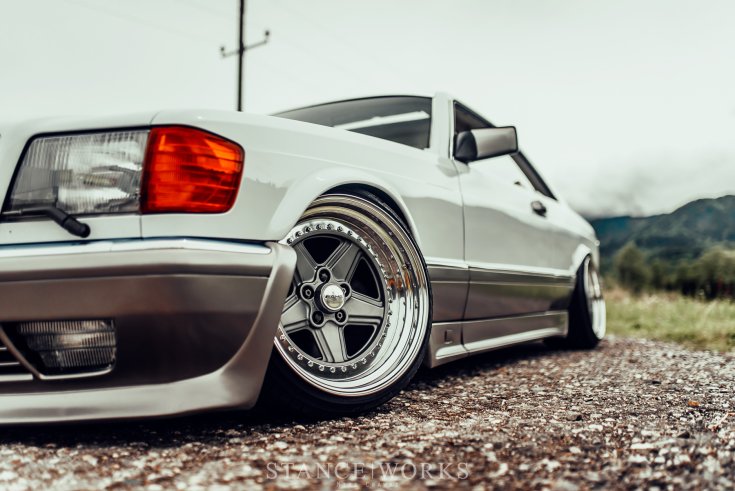 Kamil Andrysiak Mercedes 500SEC tuning felni