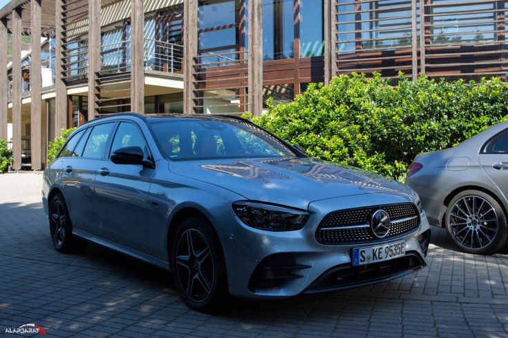 Mercedes-Benz E-osztály T-modell