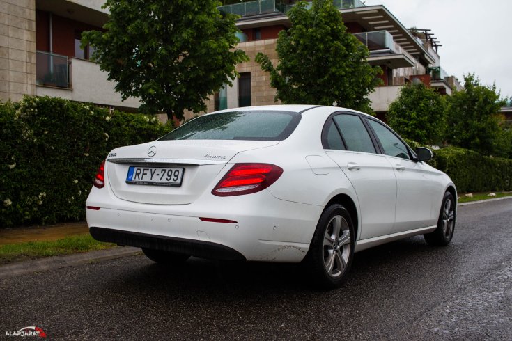 Mercedes-benz E200 4Matic