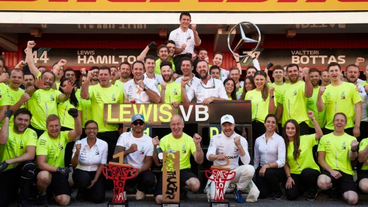 Mercedes F1 csapat Hamiton VB címének ünneplésekor