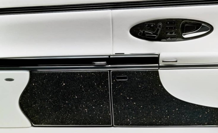 Mercedes-Maybach gránit díszítőelemek