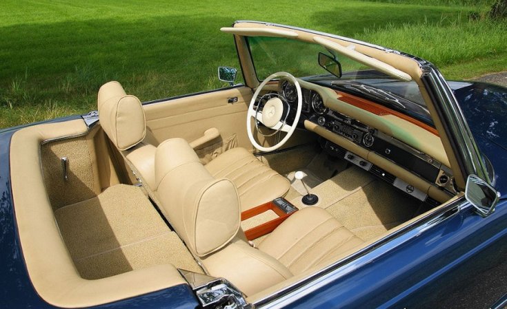 Mercedes W113 Pagoda belső