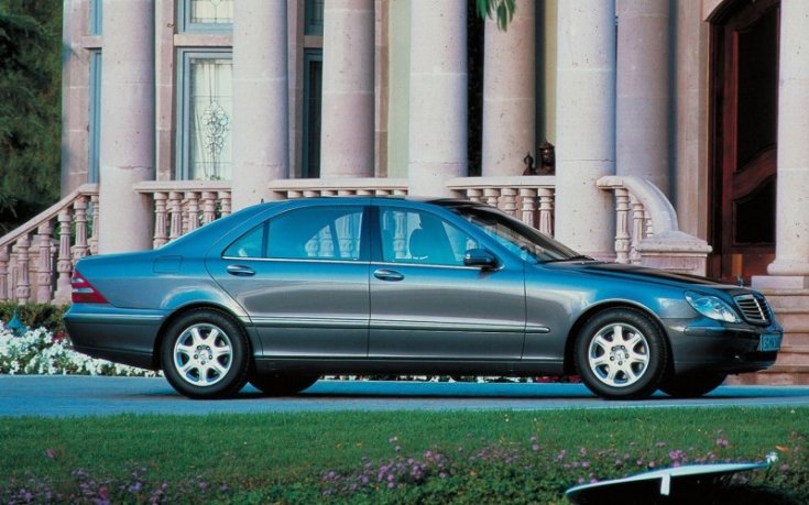 Mercedes-Benz S-osztály W220