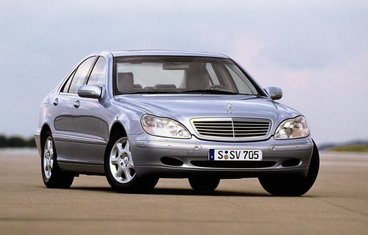 Mercedes-Benz W220