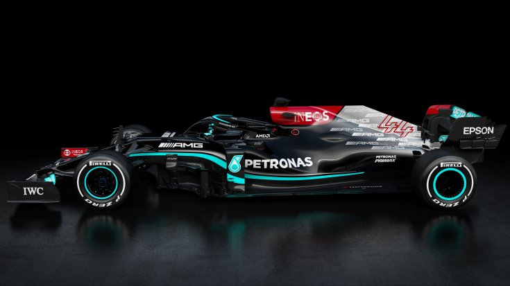 A Mercedes 2021-es konstrukciója oldalról