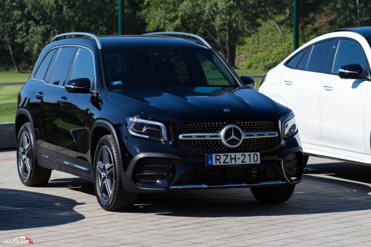 Mercedes GLB