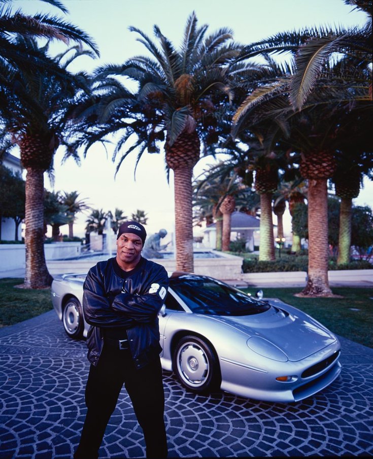 Mike Tyson és Jaguar XJ220