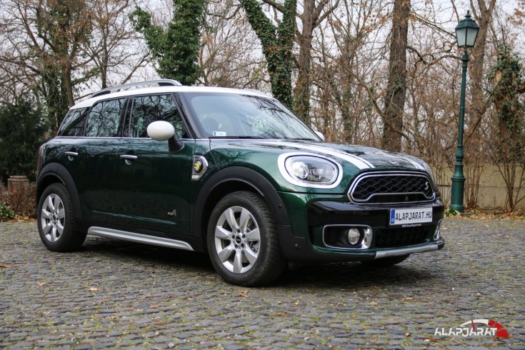 MINI Countryman S E - Teszt