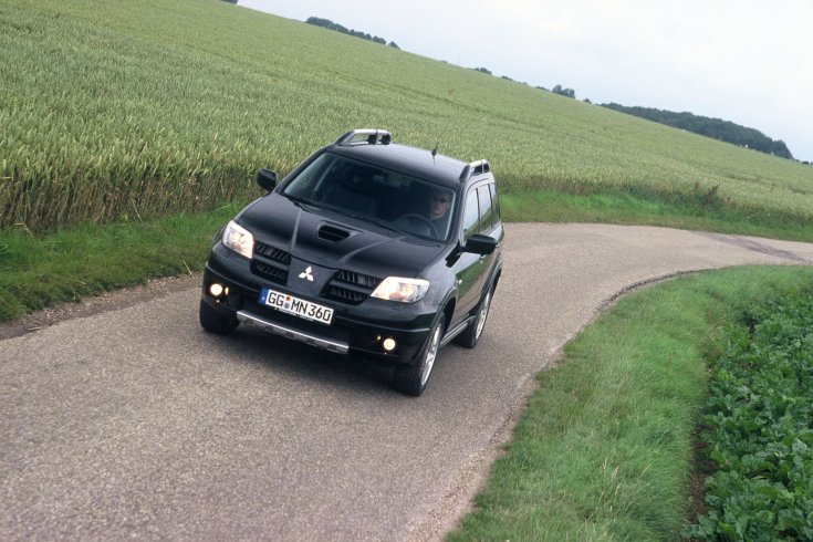 Mitsubishi Outlander Turbo 2004