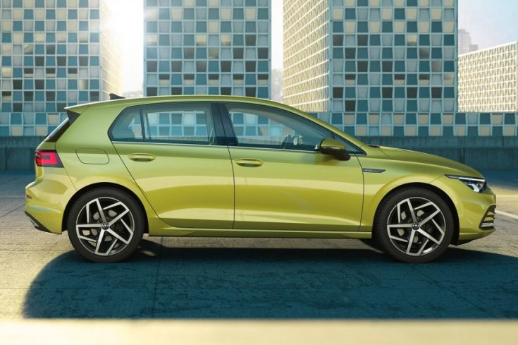 Volkswagen Golf nyolcadik generáció oldalnézetből