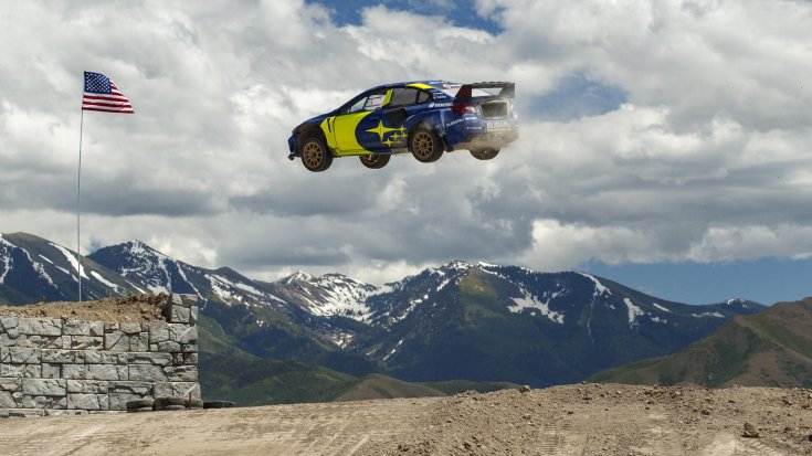 Subaru Impreza 2019 Nitro Rallycross WRC dizájn levegőben