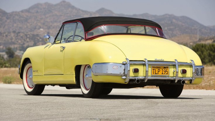 1950 Muntz Jet, sárga kabrió, hátulnézet, oldalnézet, balról