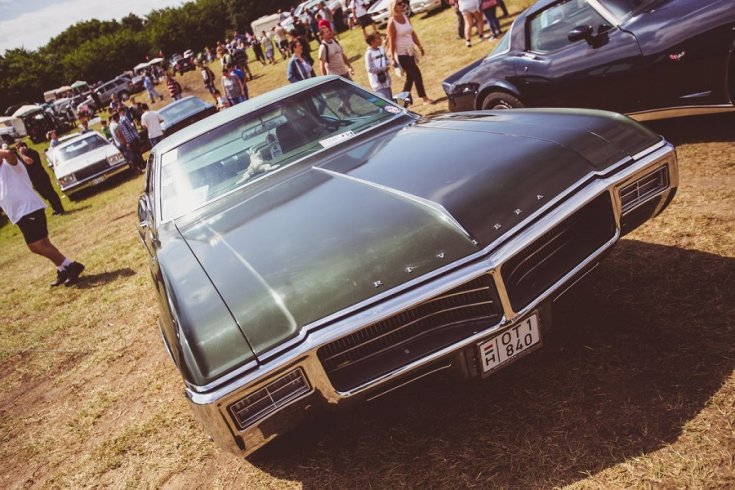 NAAF Riviera oldtimer