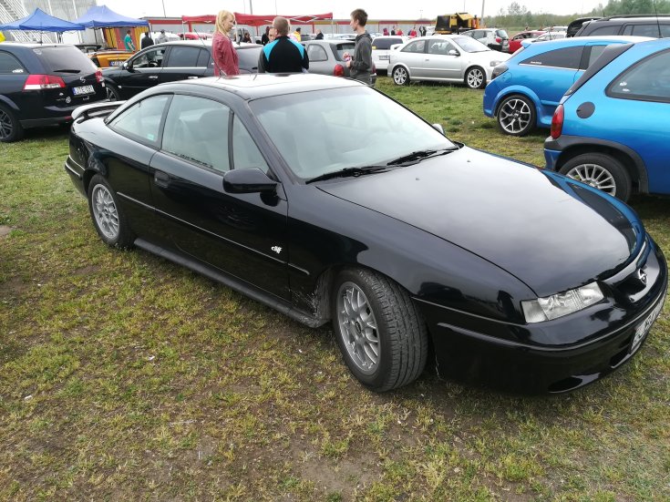 Opel Calibra fekete
