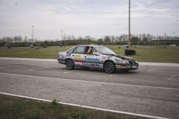 Opel Senator 3.0 ezüst